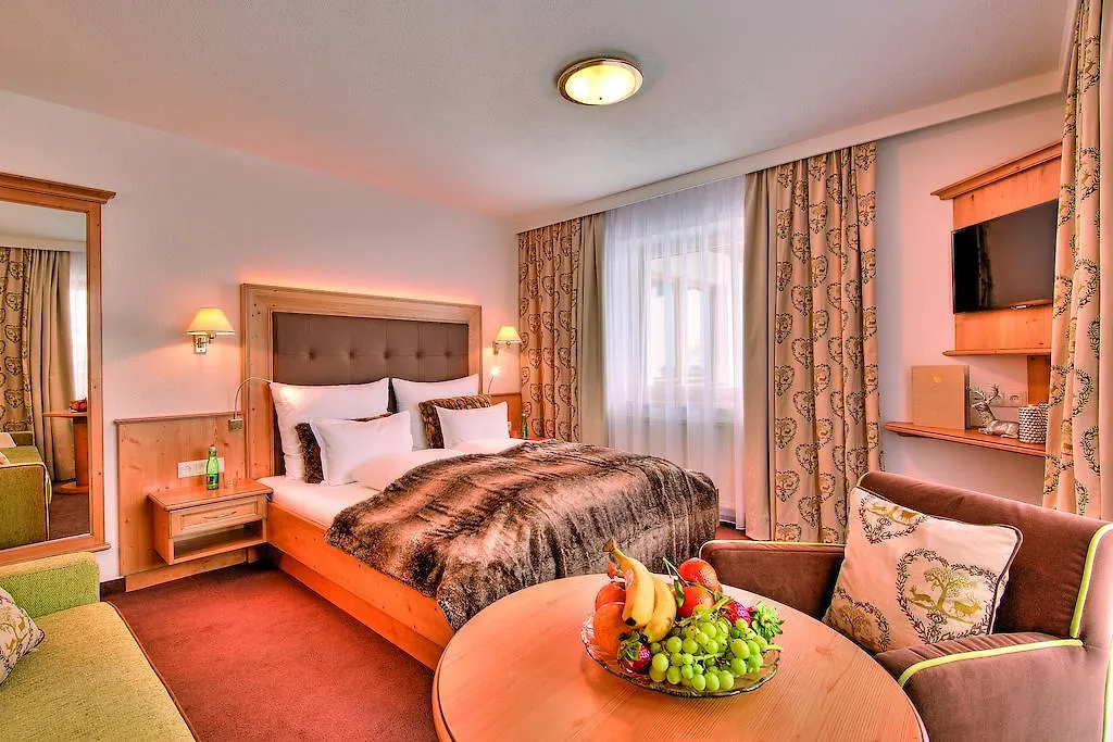 Hotel Garni Urezza ايشجل